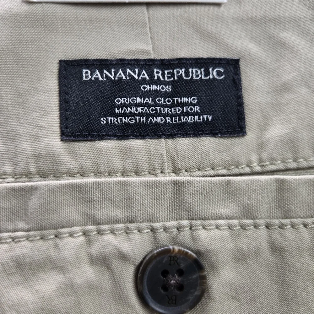 Banana Republic Men Pants 32X30 Khaki Chinos Chino Slim Summerweight NWT